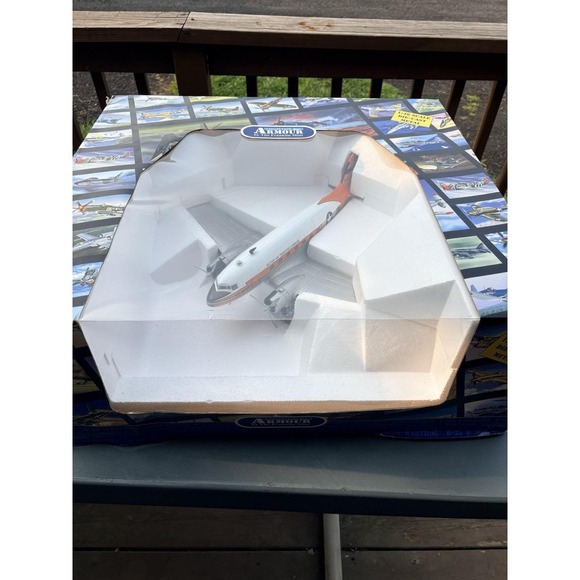 Franklin Mint Armour Collection Other - Franklin Mint Armour B11E058 1/48 C-47 USAF Military Transport Command 201
